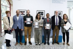 Foto de familia de los premiados y organizadores.