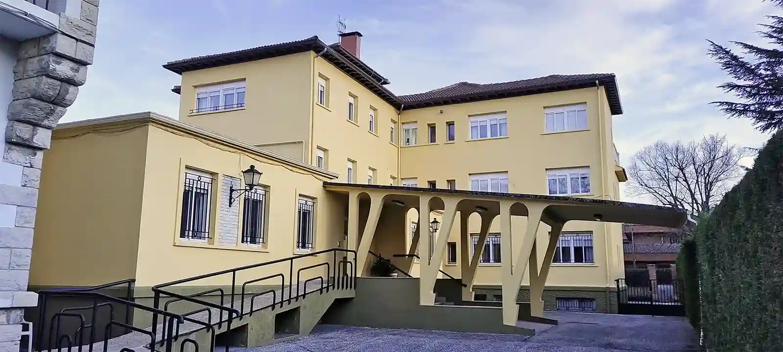 residencia el carmen.jpg